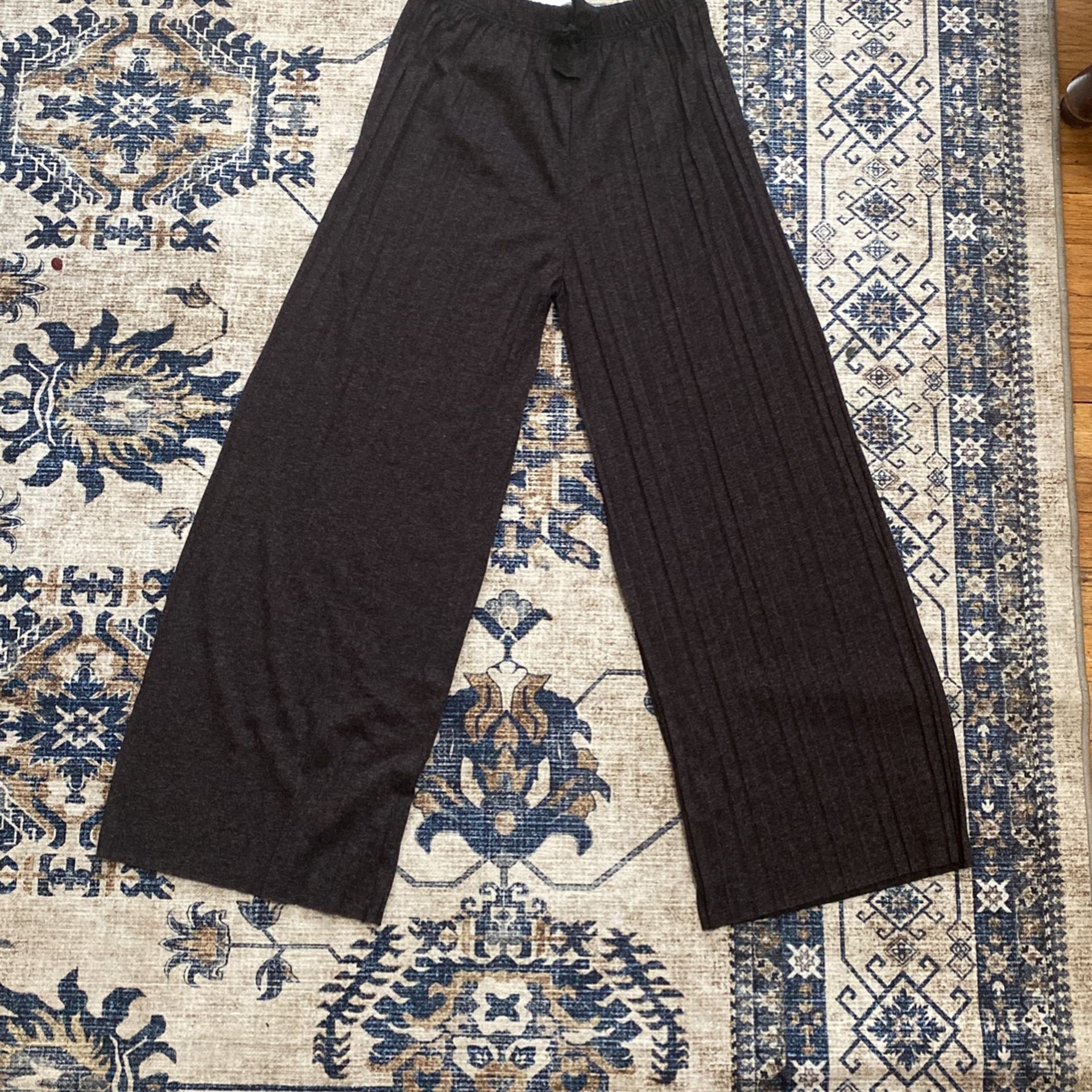 Light-weight Bell Bottom Pants