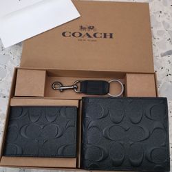 Coach 3 In 1 Wallet Set