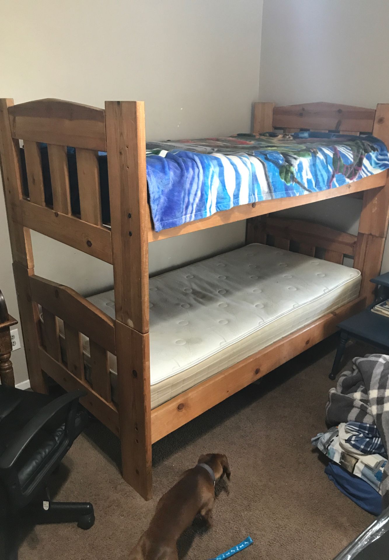 Wood bunk beds