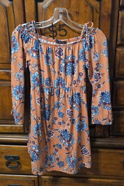 Women's Size Small Individually Priced Scroll Please