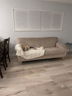 Beige couch 7’x3’