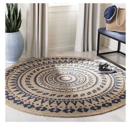 Round rug
