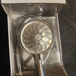 Moen Attract with Magnetix 6-Spray Single Wall Mount 3.75" Handheld in Spot Resist Brushed Nickel 