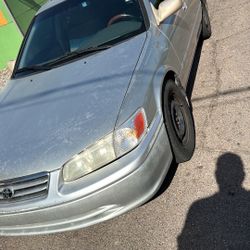 2000 Toyota Camry