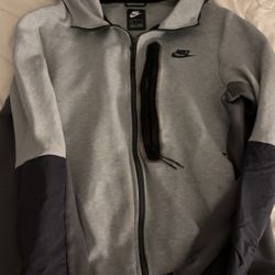 Nike Tech Hoodie