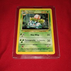 1999 Pokemon - Ivysaur Card 30/102 - Very Good Condition 