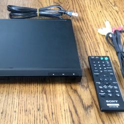Sony Progressive Scan CD / DVD Player (DVP-SR200P)