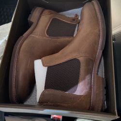 Florsheim chelsea Boots Size 8