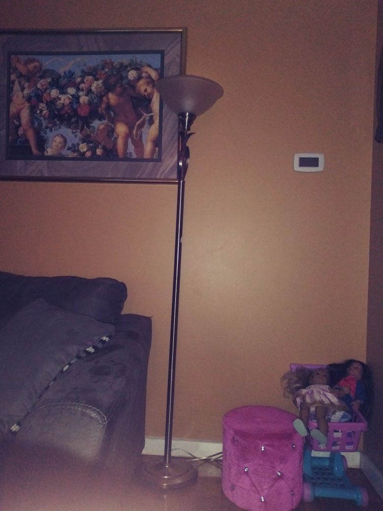 Floor lamp