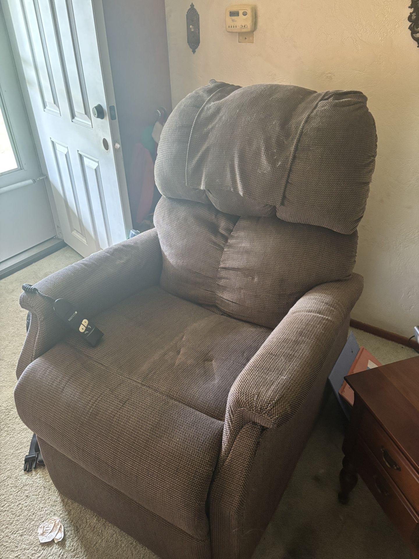 Golden Technologies Lift Recliner Chair