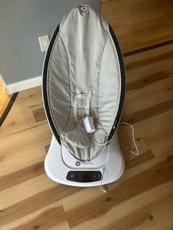 Baby swing