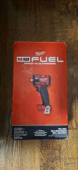 MILWAUKEE M18 IMPACT WRENCH