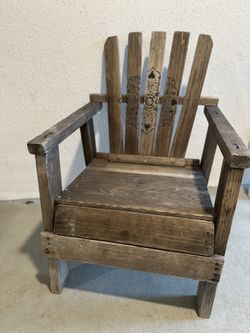Solid Wood Outdoor Adirondack Chair