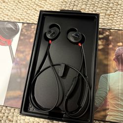 (New) Bose Soundsport Pulse Wireless Earbuds