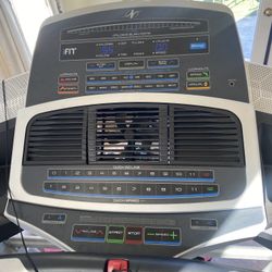Treadmill 
