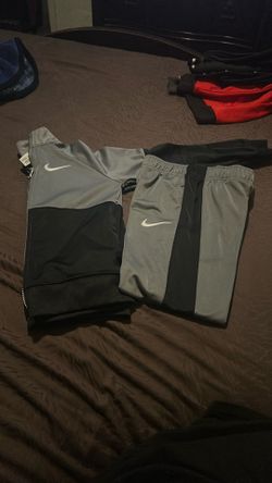 Boys Size 7 Nike Tracksuit