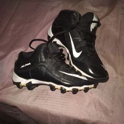 Nike Alpha Size 1.5 Cleats