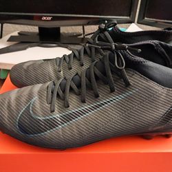 Superfly 10 Club Futbol Cleats