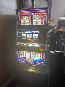 Slot machine RED WHITE & BLUE sevens fully restored