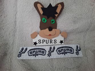 Spurs decoration