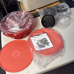 Tupperware stack cooker and 3 pc. dry spice container set