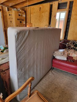 Full size mattress