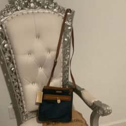 Lg Crossbody Color Navy Blue 