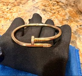 Beautiful stainless steel bangle with matching ring with bling