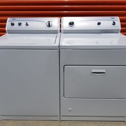 Exceptionally Well Taken Care Of Matching Set!!! Just Like New!!! Heavy Duty, Super Large Capacity, Kenmore, 600 Series, Washer and Matching Gas Dryer