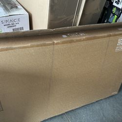 Samsung 55 inch LED TV new in box w/ new mount