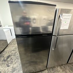 Whirlpool Top Freezer Refrigerator