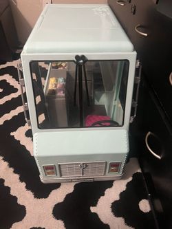 Toy Ice Cream Truck 