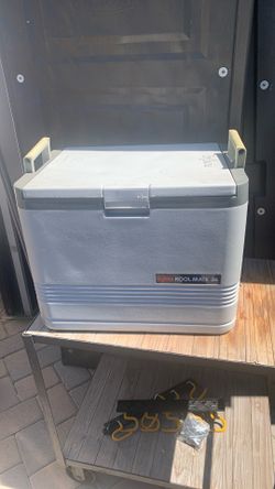 Igloo kool mate 36 36 quart cooler with power adapter and car adapter