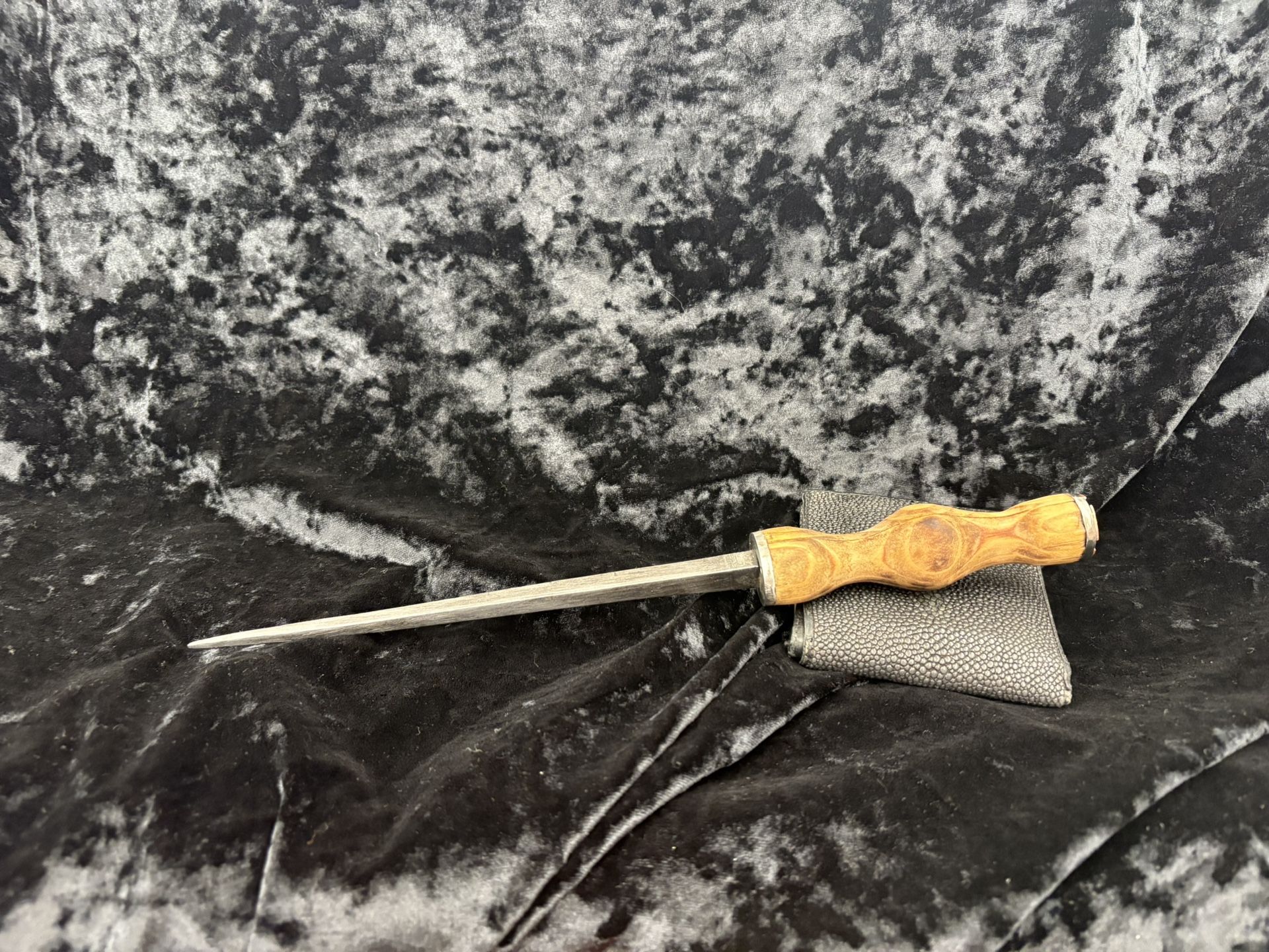 Rondel Dagger With Crusader Cross Pomel (we Do Shipping 📦)