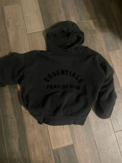 Black essential hoodie