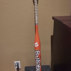 DeMarini Bat