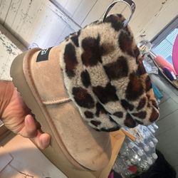 Ugg