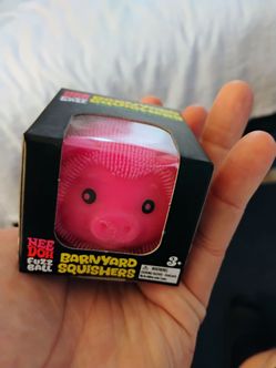 NeeDoh pink pig