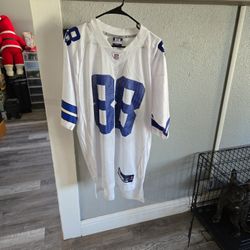 New XL Cowboys Bryant Jersey