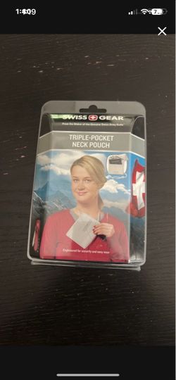 Swiss Gear-Triple pocket neck pouch