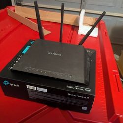 Netgear Nighthawk AC1900 R7000 Wifi Router