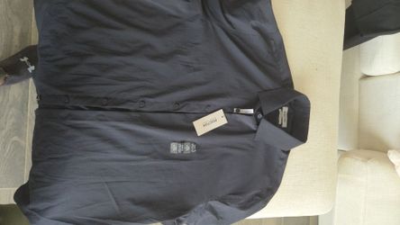 Black long sleeve Kenneth Cole Reaction shirt