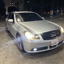 Infiniti M35