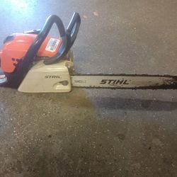 STIHL MS 211 Chainsaw 