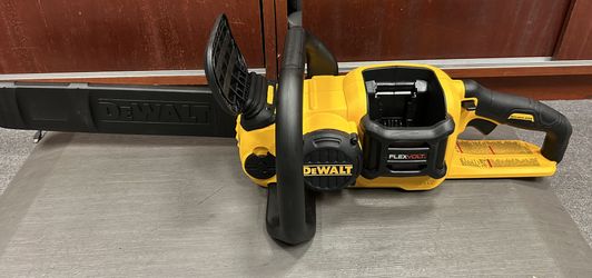 Dewalt 20v Flexvolt Chainsaw Kit - New