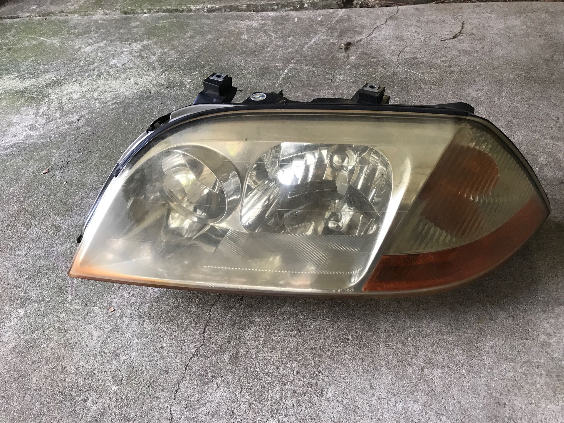 01-03 Honda Acura MDX driver left side headlight.