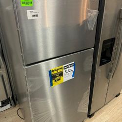 Amana ART308FFDM 18.2-cu ft Top-Freezer Refrigerator L6SK