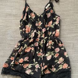 Womens Romper Size Small