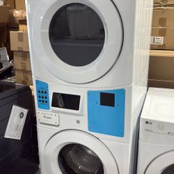 Commercial Laundry Center Whirlpool 