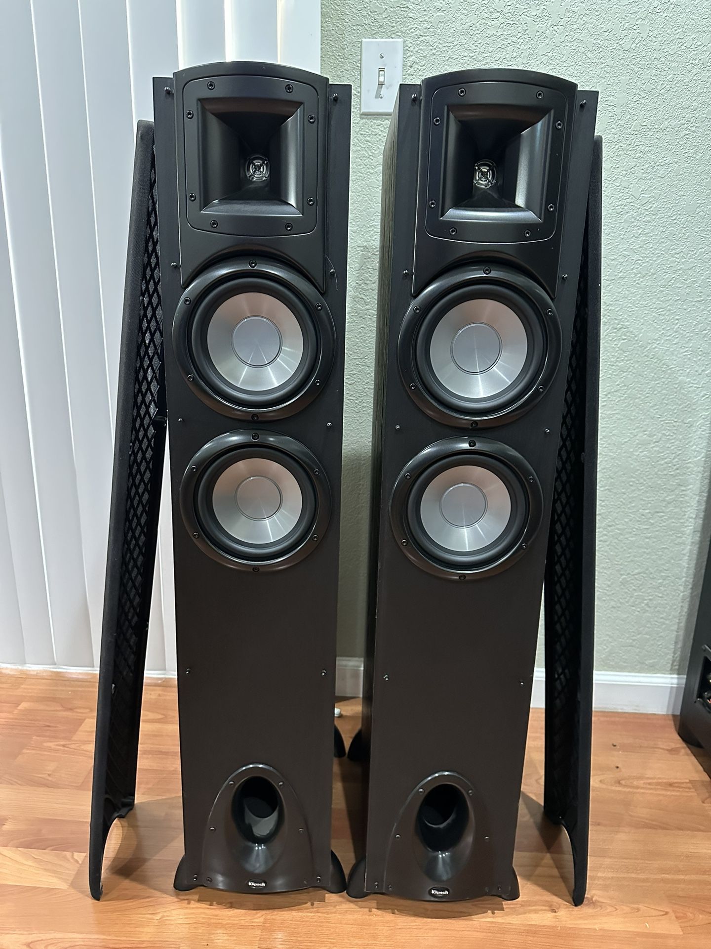 KLIPSCH SYNERGY F-20 FLOORSTANDING SPEAKERS